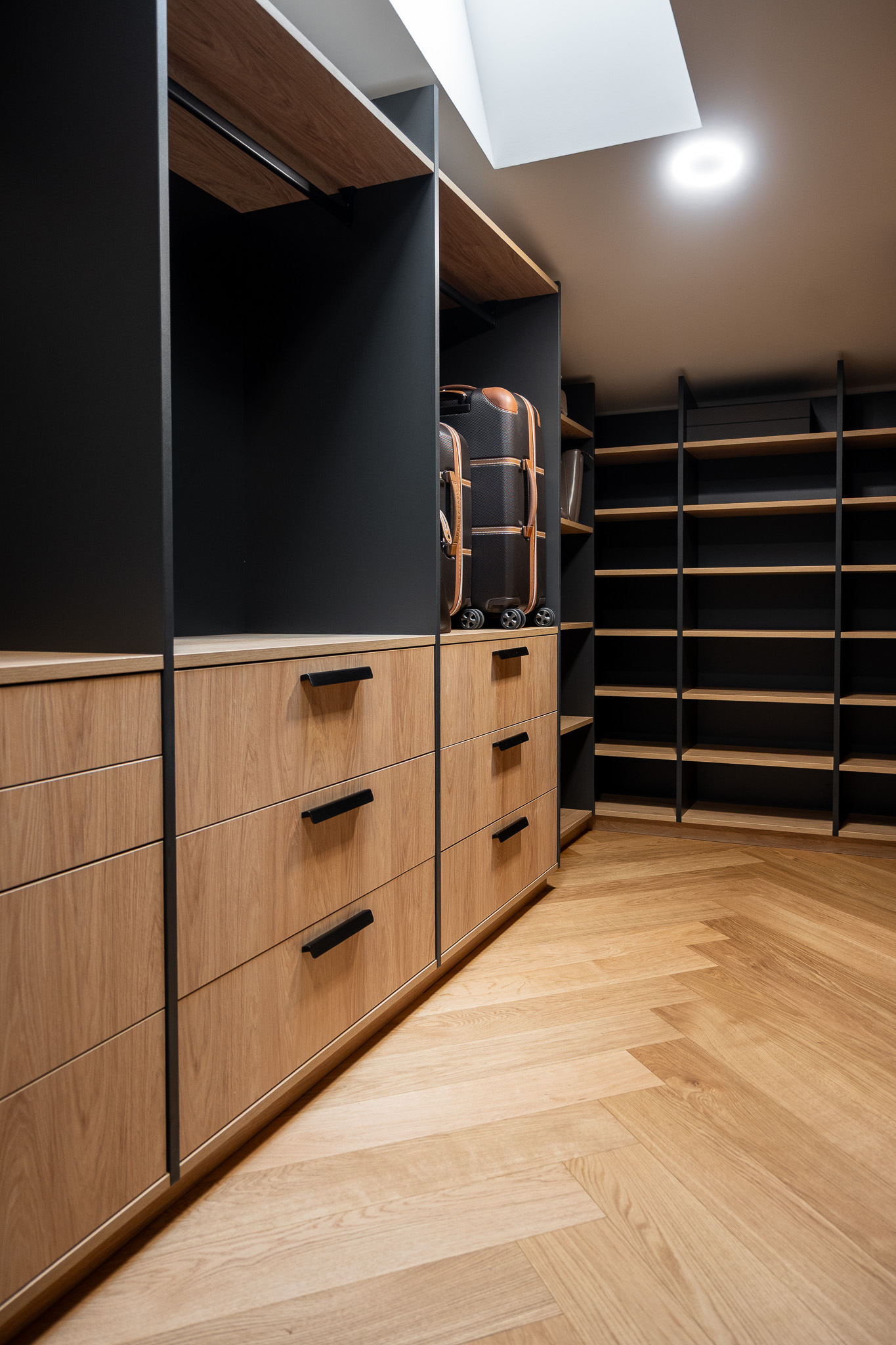 Sambliku walk-in garderoob